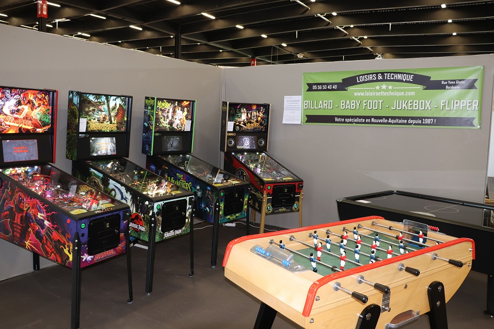 découvrez l'univers intemporel des jeux vidéo avec notre borne arcade à bordeaux. plongez dans la nostalgie des classics tout en profitant d'une ambiance conviviale et chaleureuse. parfait pour se divertir entre amis ou en famille !