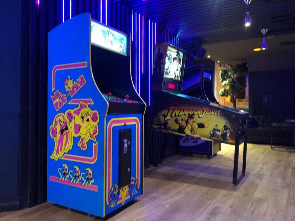 louez une borne d'arcade au mans pour rev vivre la nostalgie des jeux vidéo classiques ! profitez d'une expérience ludique unique pour vos événements, anniversaires ou soirées entre amis. contactez-nous pour découvrir nos offres et réservez votre borne dès aujourd'hui !