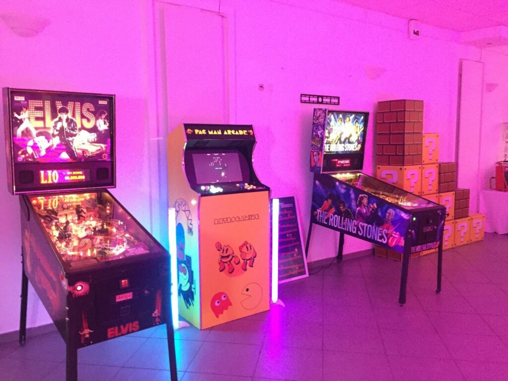 découvrez notre service de location de bornes d'arcade dans les ardennes et plongez dans l'univers nostalgique des jeux rétro. parfait pour les événements, fêtes et soirées entre amis, amusez-vous avec une large sélection de jeux emblématiques et revivez les souvenirs d'antan.