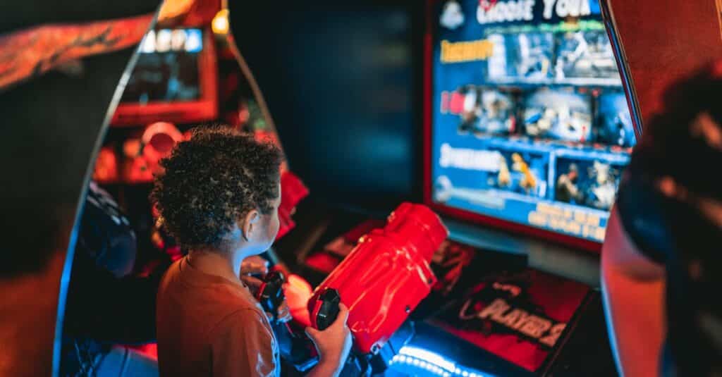 découvrez l'univers captivant des machines d'arcade avec notre large sélection de jeux classiques et modernes. revivez la nostalgie des salles de jeux avec des appareils authentiques, parfaits pour les passionnés et les novices. transformez votre espace avec une machine d'arcade qui éveille des souvenirs inoubliables!